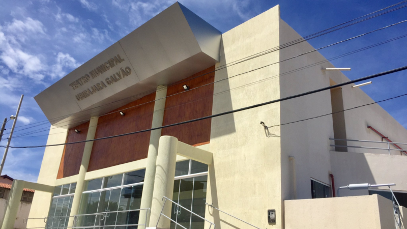 Teatro Ubirajara Galvão recebe investimentos em equipamentos