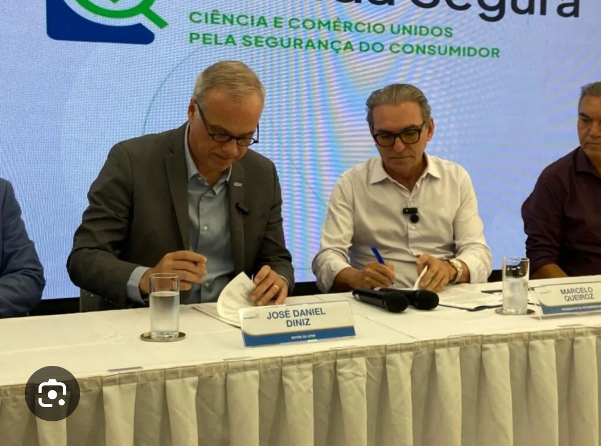 UFRN e Fecomércio RN firmam parceria na fiscalização de bebidas falsificadas