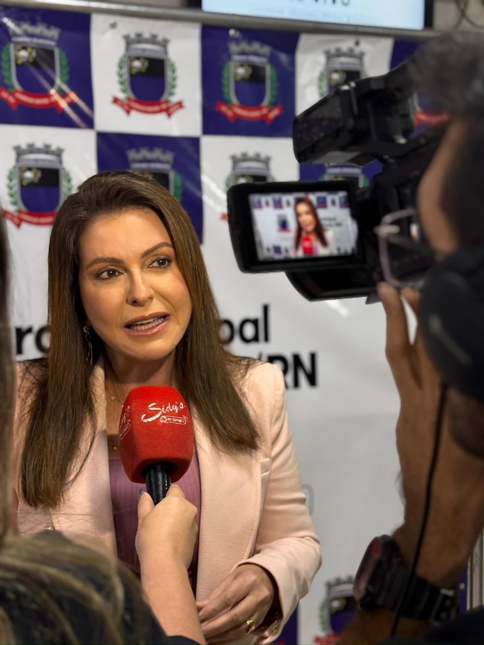 Milena Galvão assume interinamente a Prefeitura Municipal de Currais Novos