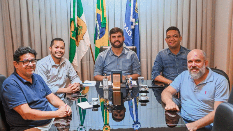 Prefeito Lucas anuncia parceria da Prefeitura com o Potyguar para a disputa da primeira divisão do estadual