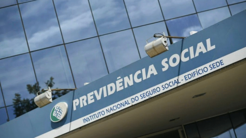 INSS oficializa pedido de novo concurso com 10 mil vagas para técnicos e analistas