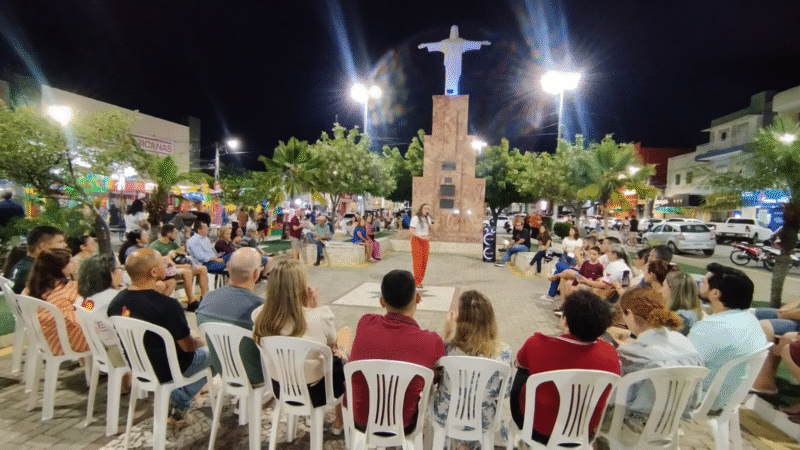 Caravana da Adoção reúne comunidade em Currais Novos e promove conscientização