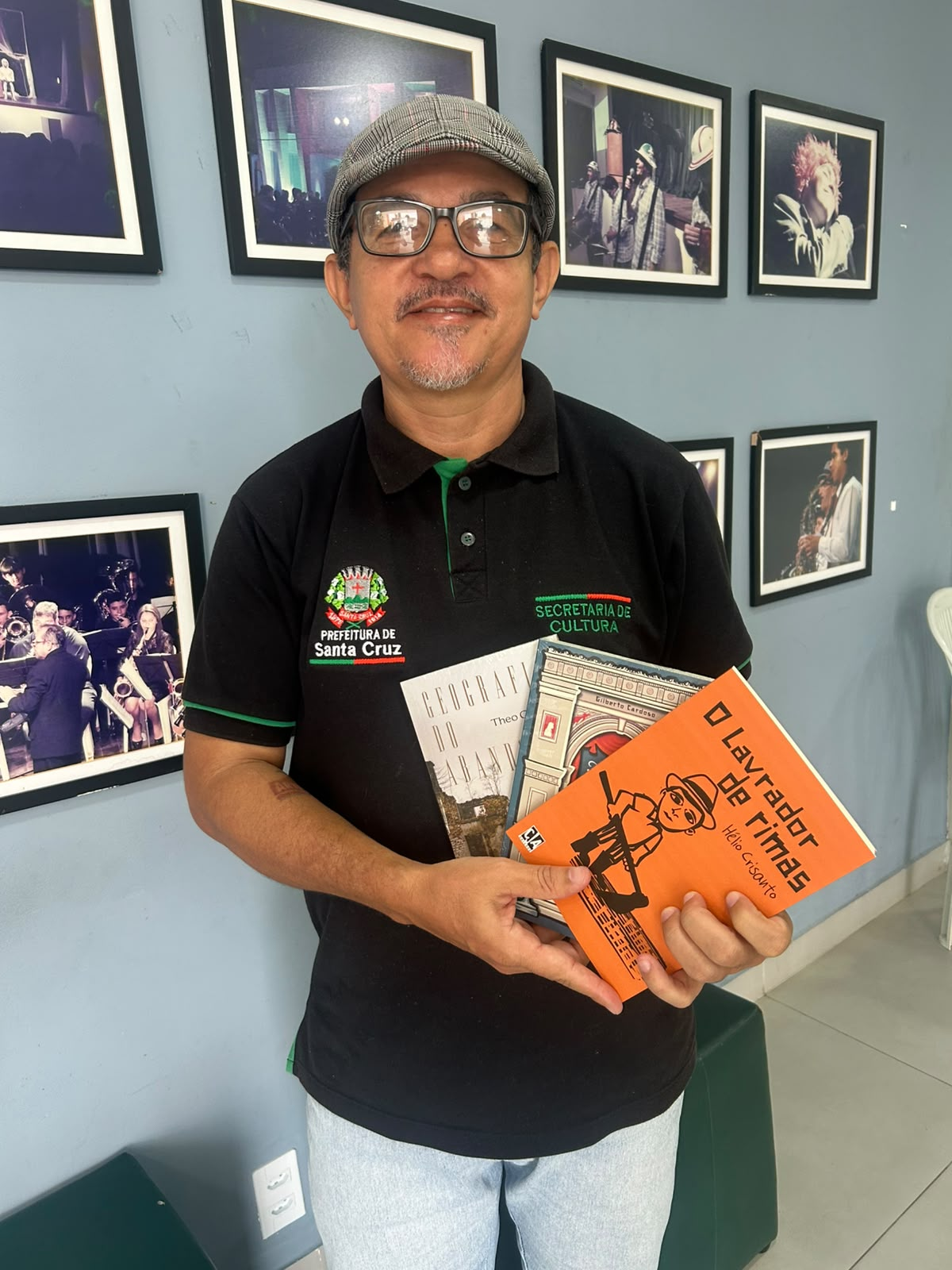 Santa Cruz valoriza escritores locais com livros adquiridos pela Lei Aldir Blanc